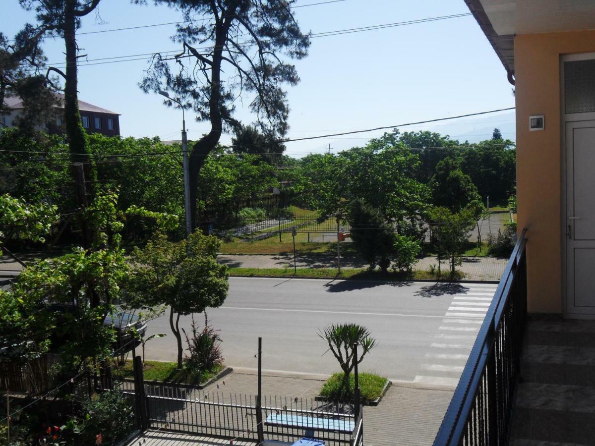 Guest House Nika Kobuleti Exterior foto